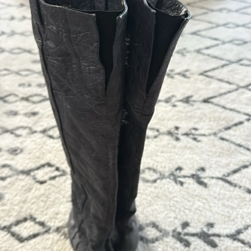 Laurence Decade Crinkle Leather Silas Over The Knee Boot